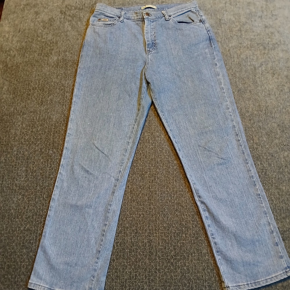 Lee Relaxed Straight Leg Jeans Light Wash High Rise 3051843 Size 10 Medium